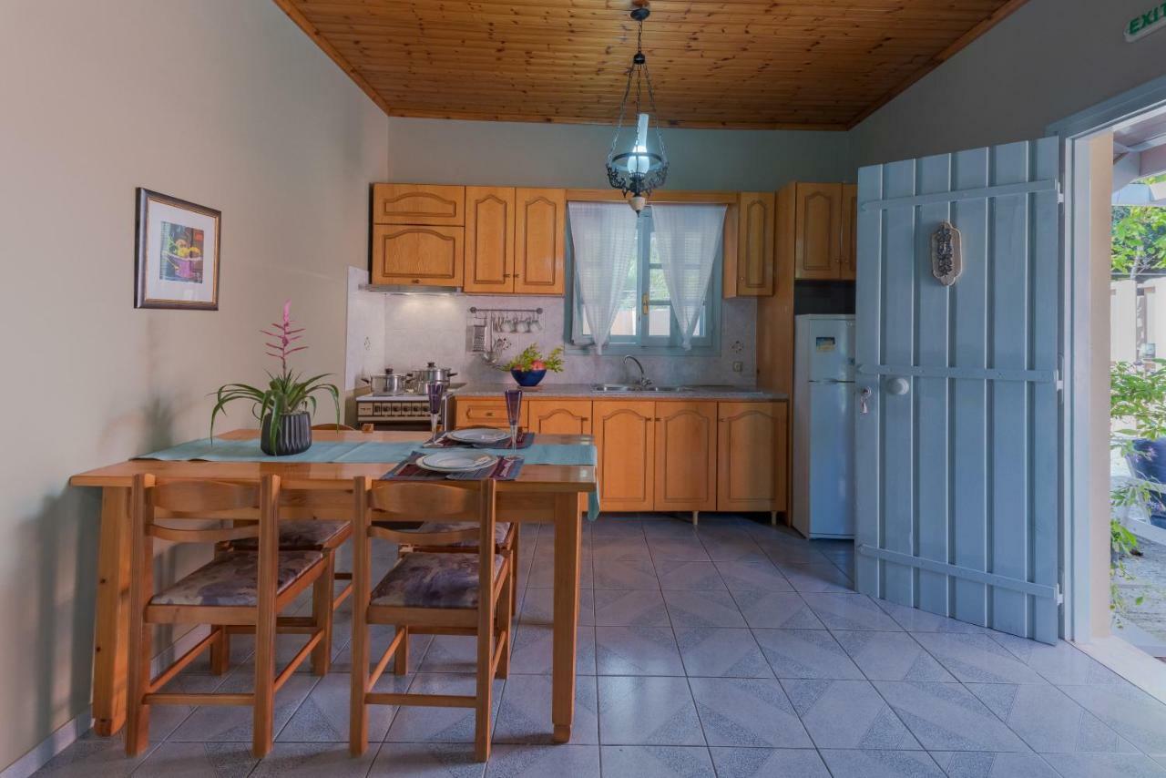 Mihaila Bungalows Spartia  Bagian luar foto